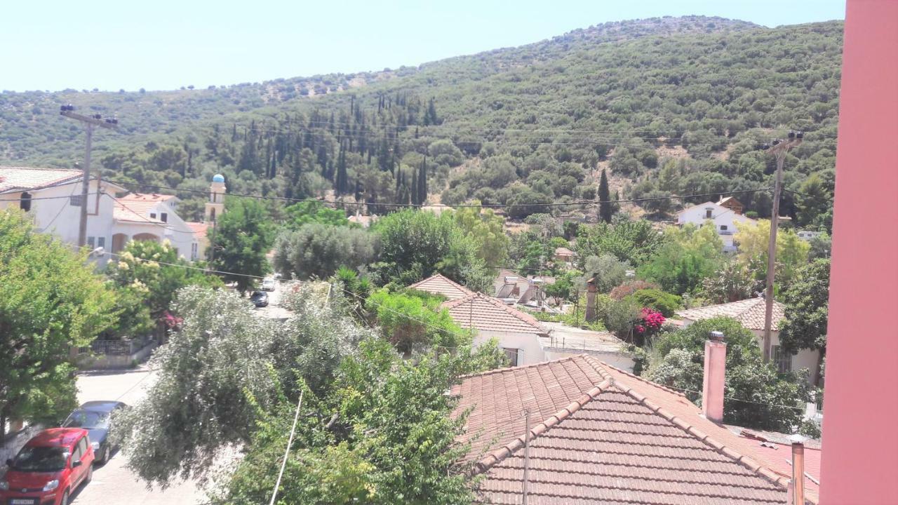 Giannos Apartments Agia Efimia Exterior foto
